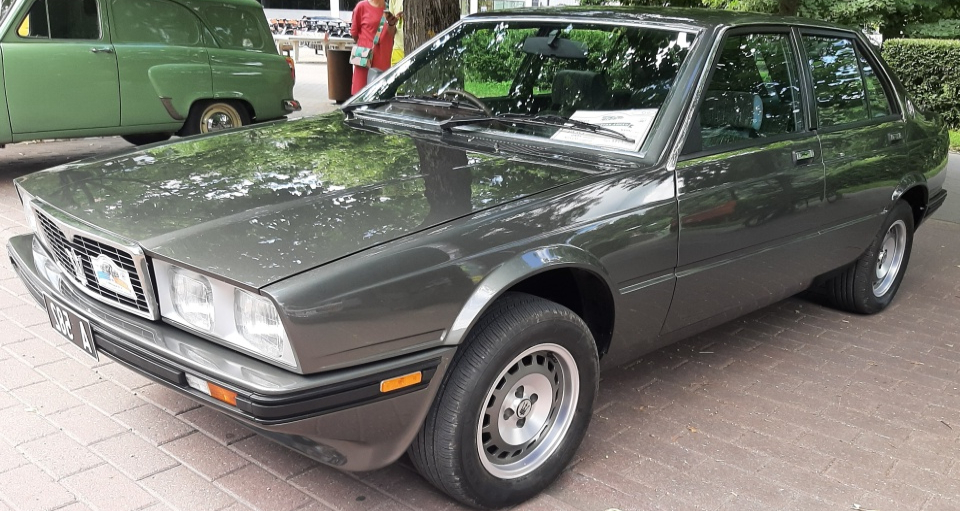 Maserati 425
